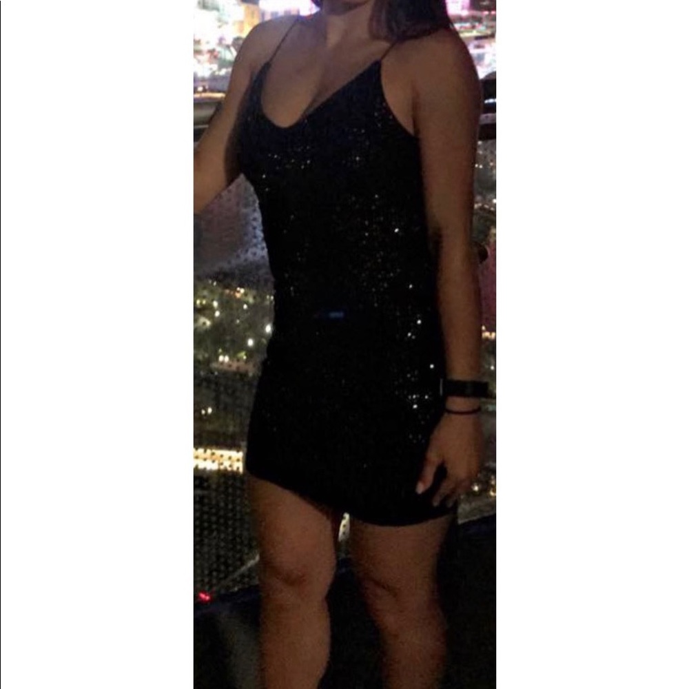 Dress - Picture 2 of 6